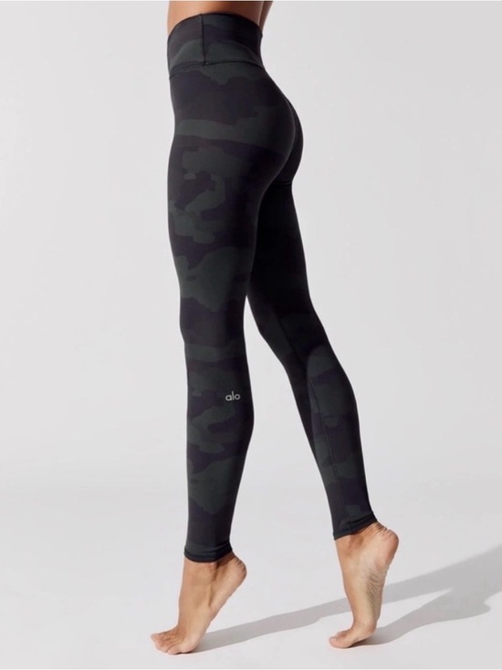 ALO Yoga Pants - ALO Hunter Green High Rise Leggings Small